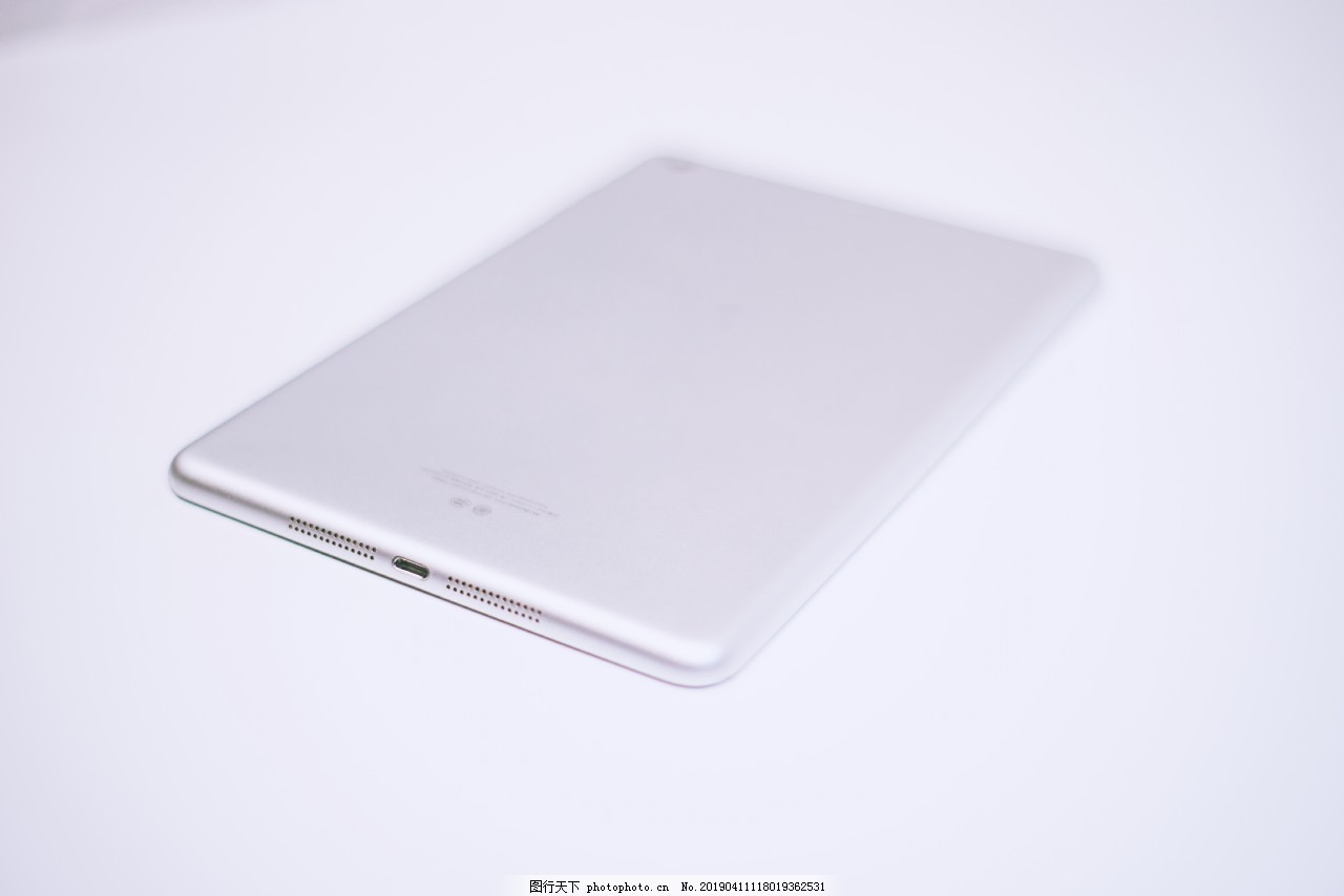 高清简洁背景电子产品素材图片